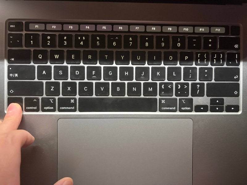 #日常 Touchbar or not?#日常 Touchbar or not?