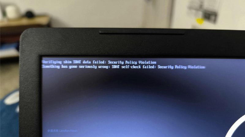 #系统资讯 持续 9 个月后微软终于发布更新彻底解决 Windows 10/11 与 Linux 双系统无法正常启动问题，在 2025-05 例行更新中微软已经更新 SBAT 解决问题